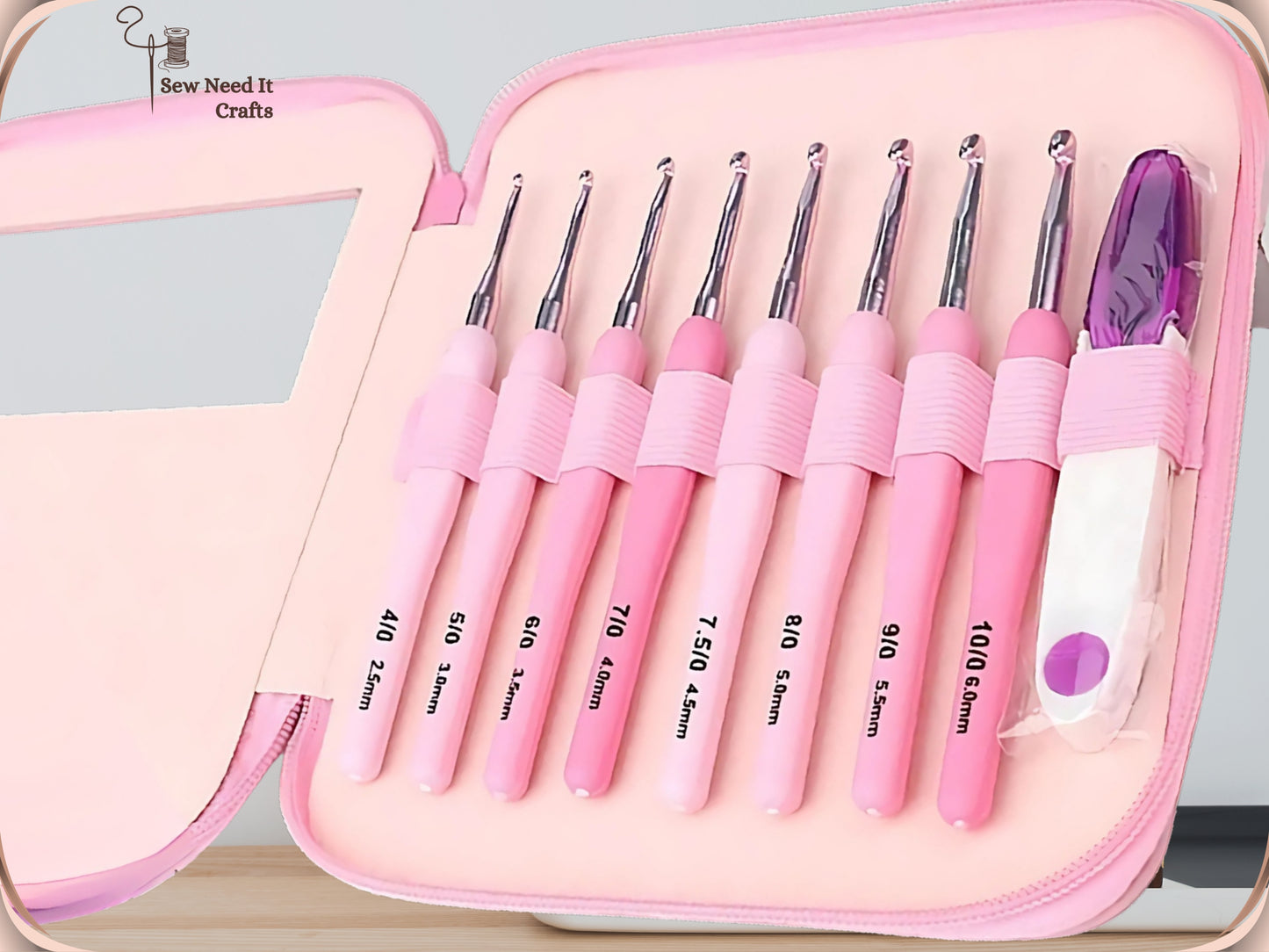 Ergonomic Crochet Hook Set with Case