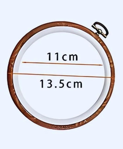 Circle faux wood embroidery hoop, 13.5 cm outer diameter, 11 cm inner