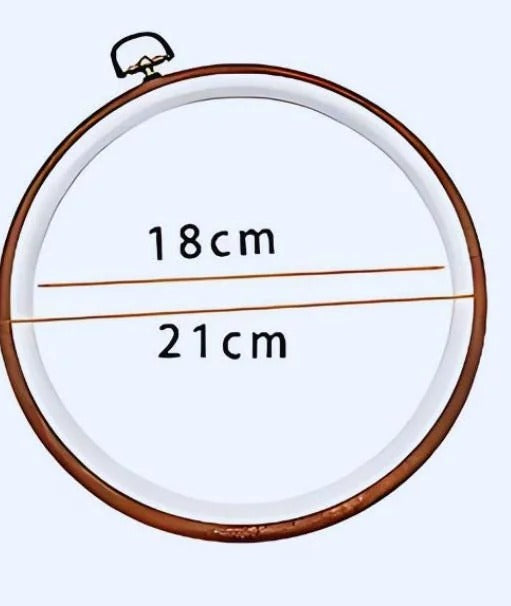 Circle faux wood embroidery hoop, 21 cm outer diameter, 18 cm inner