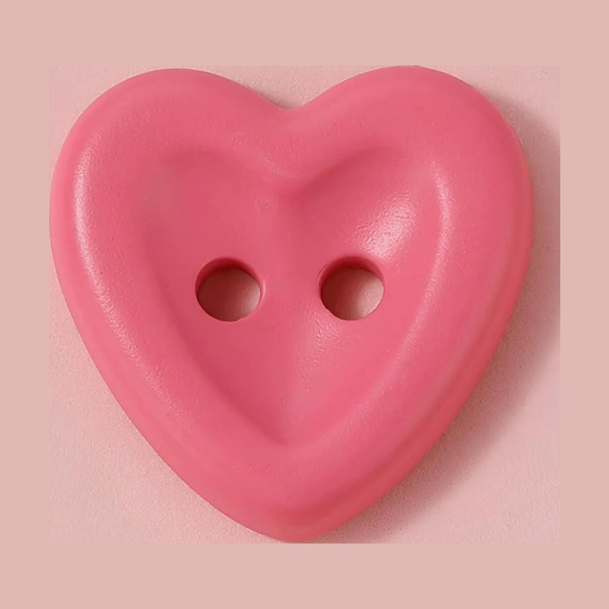 Rose red heart shaped macaron button for sewing
